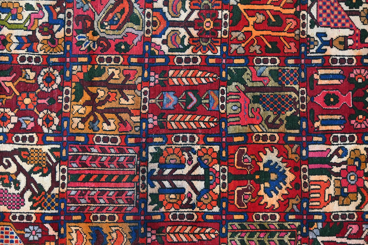 red Large rug 7' 3" x 9' 1"