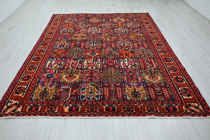 red Large rug 7' 3" x 9' 1"