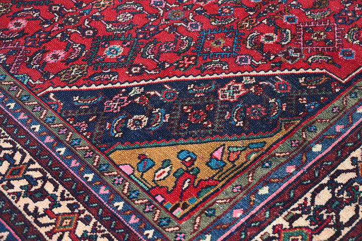 Large rug 6' 9" x 9' 10"