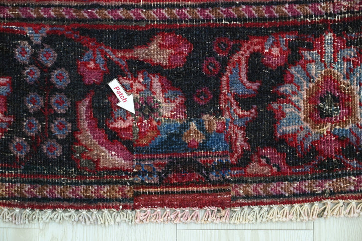 red Large rug 7' 3" x 10' 0"