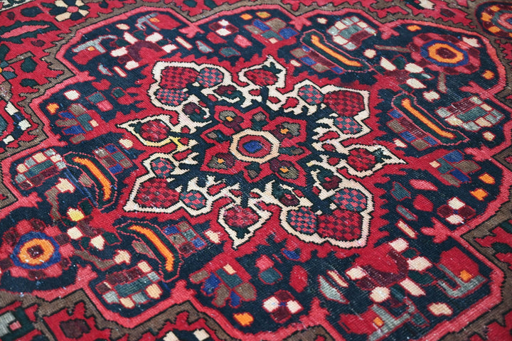 red Medium rug 6' 0" x 9' 0"