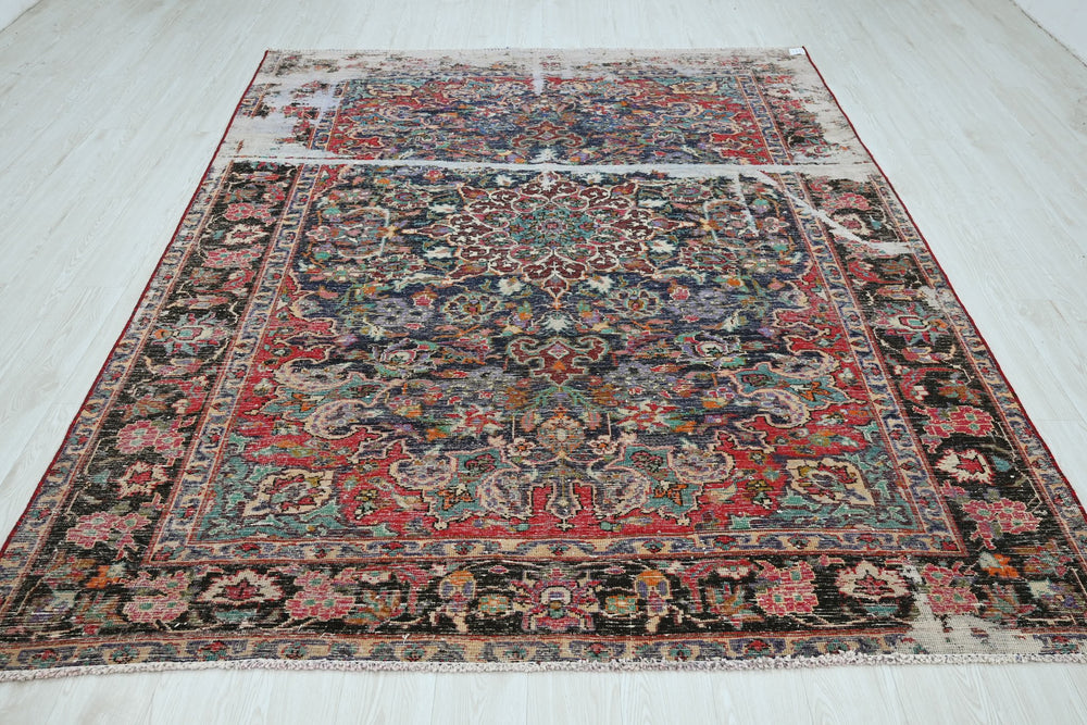 blue Large rug 6' 11" x 9' 0"