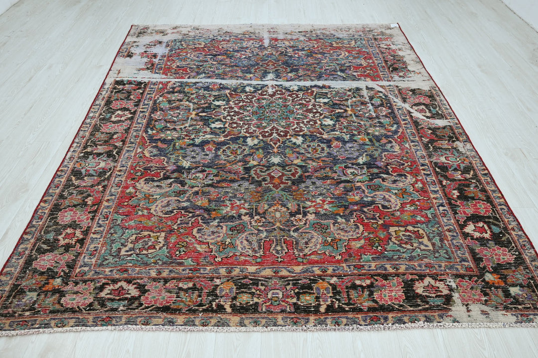 blue Large rug 6' 11" x 9' 0"