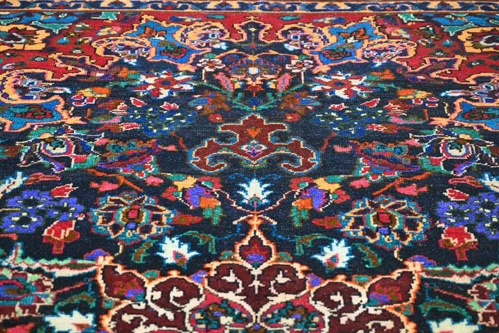 blue Large rug 6' 11" x 9' 0"