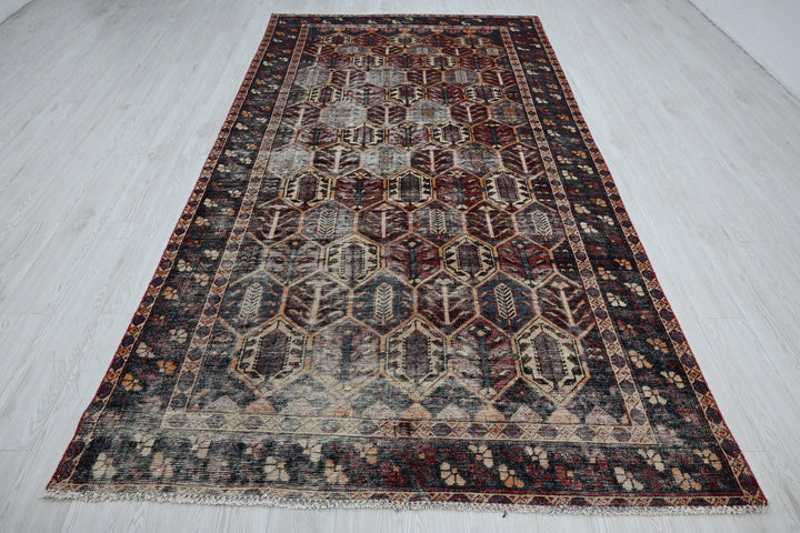 gray Large rug 5' 5" x 10' 5"