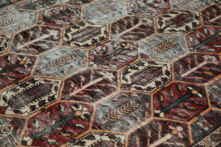 gray Large rug 5' 5" x 10' 5"