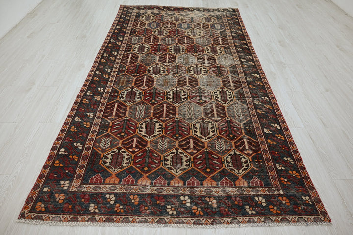 gray Large rug 5' 5" x 10' 5"