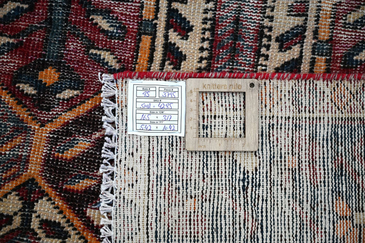 gray Large rug 5' 5" x 10' 5"