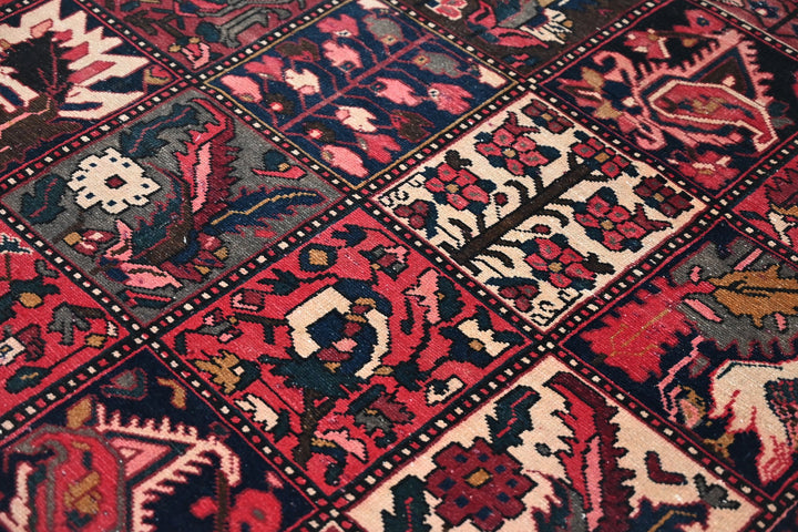 red Medium rug 5' 8" x 9' 3"