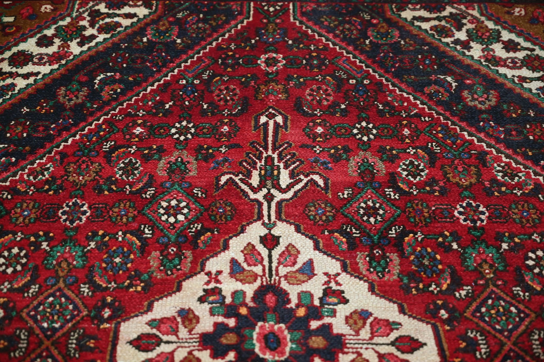 red Medium rug 6' 2" x 8' 8"