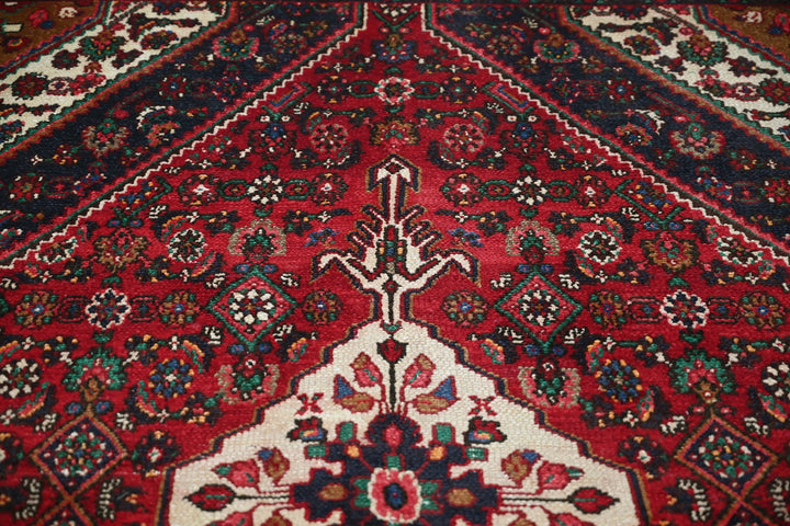 red Medium rug 6' 2" x 8' 8"