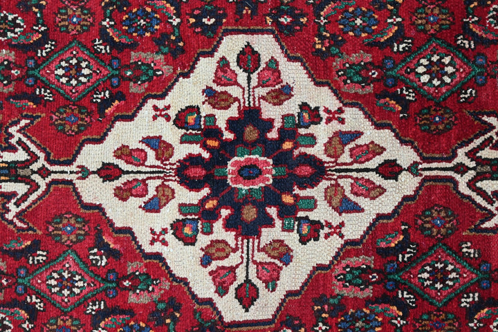 red Medium rug 6' 2" x 8' 8"