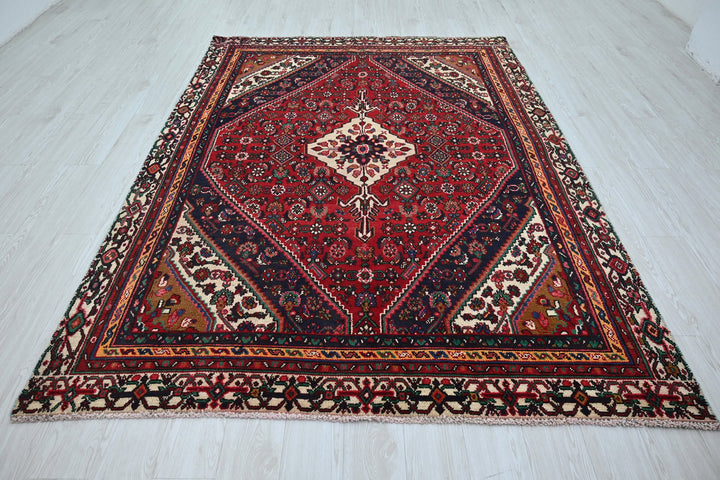 red Medium rug 6' 2" x 8' 8"