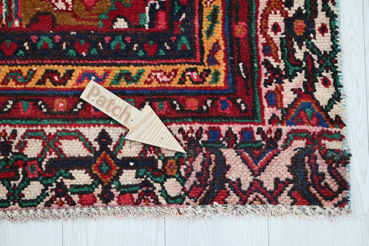 red Medium rug 6' 2" x 8' 8"