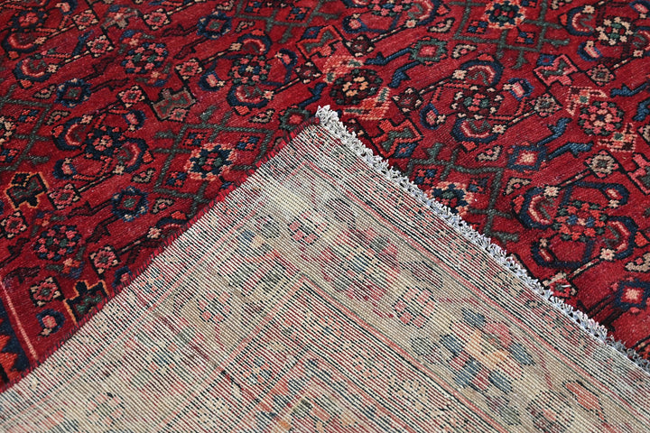 red Medium rug 5' 4" x 7' 8"