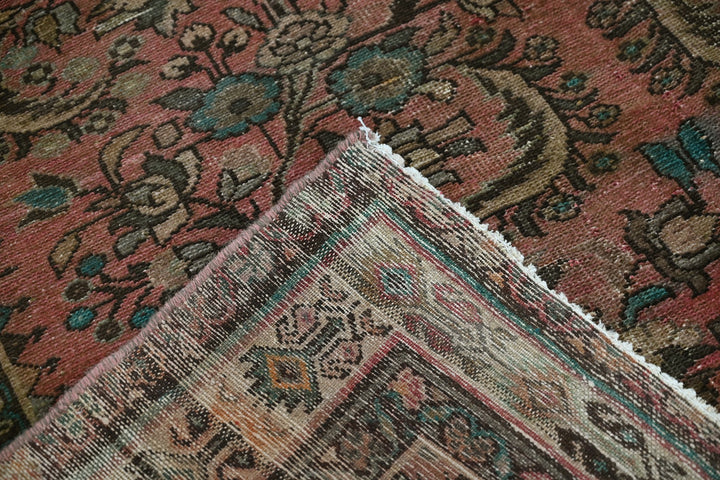 pink Large rug 5' 2" x 10' 1"