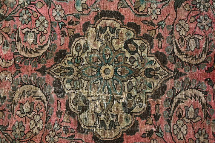 pink Large rug 5' 2" x 10' 1"