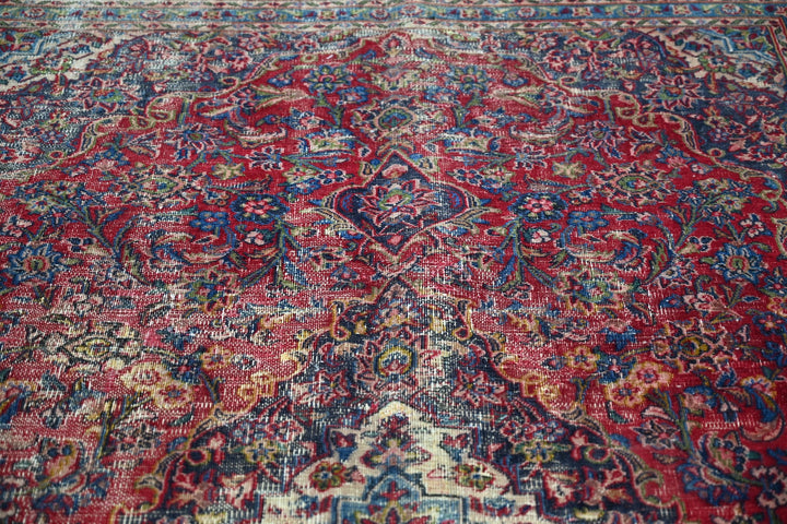 red Medium rug 5' 9" x 8' 8"
