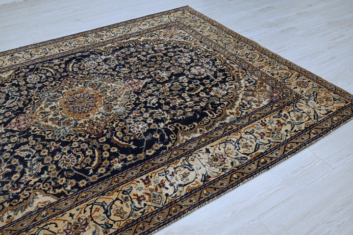 blue Medium rug 6' 4" x 9' 0"