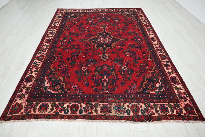 red Medium rug 6' 6" x 9' 5"