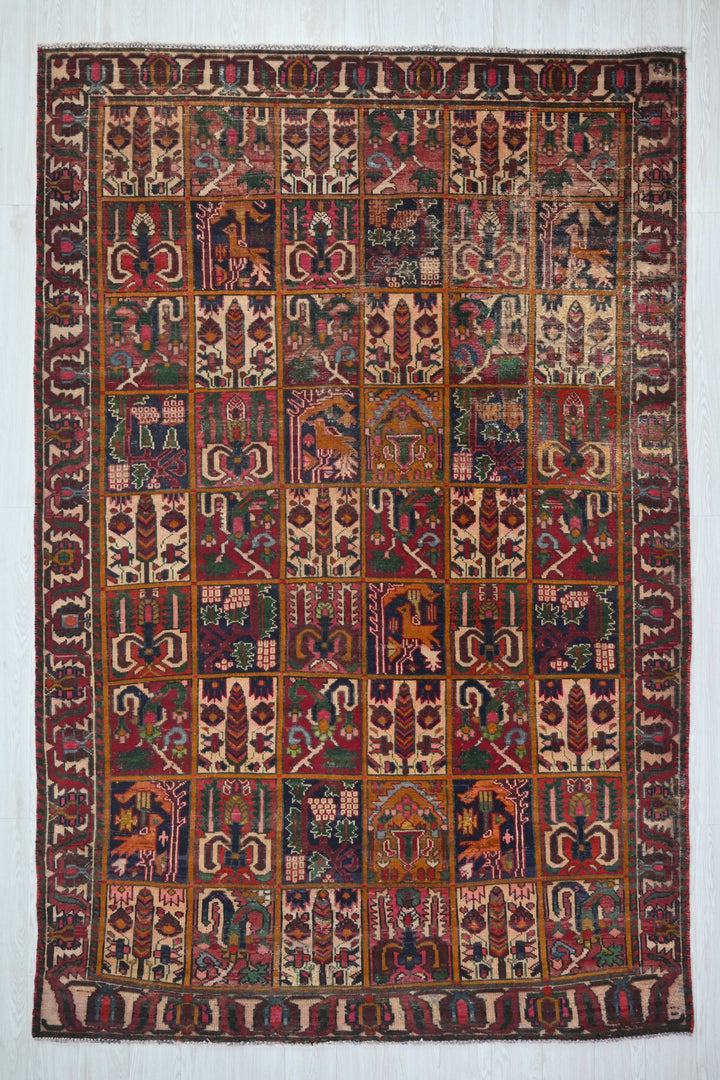red Large rug 6' 6" x 9' 8"
