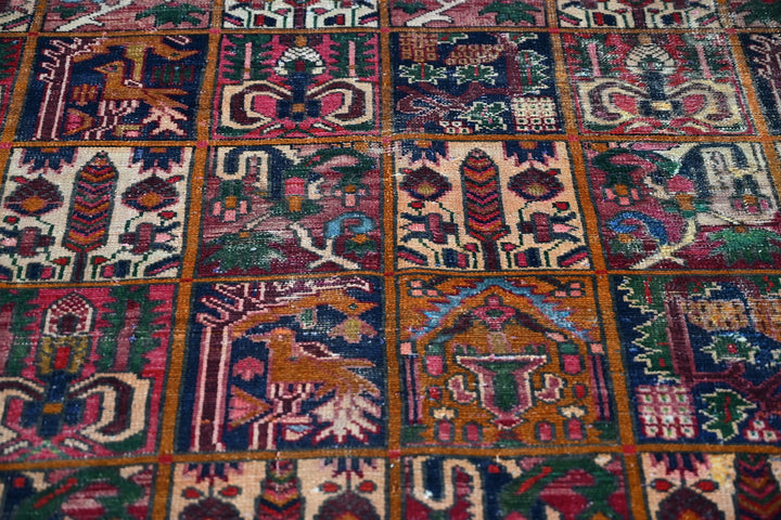 red Large rug 6' 6" x 9' 8"
