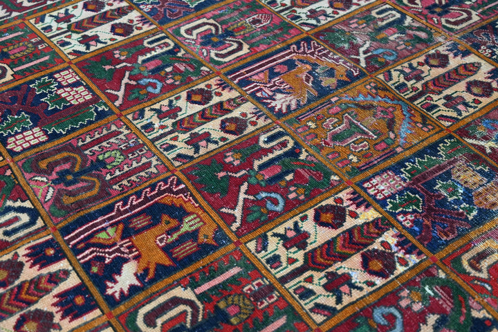 red Large rug 6' 6" x 9' 8"