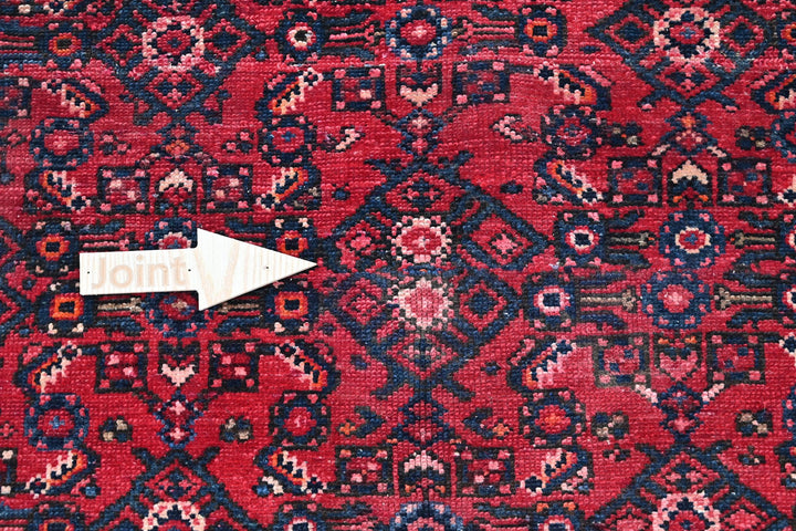 red Large rug 6' 7" x 8' 2"