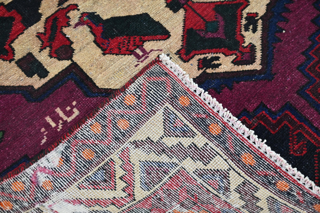 black Medium rug 5' 2" x 6' 5"