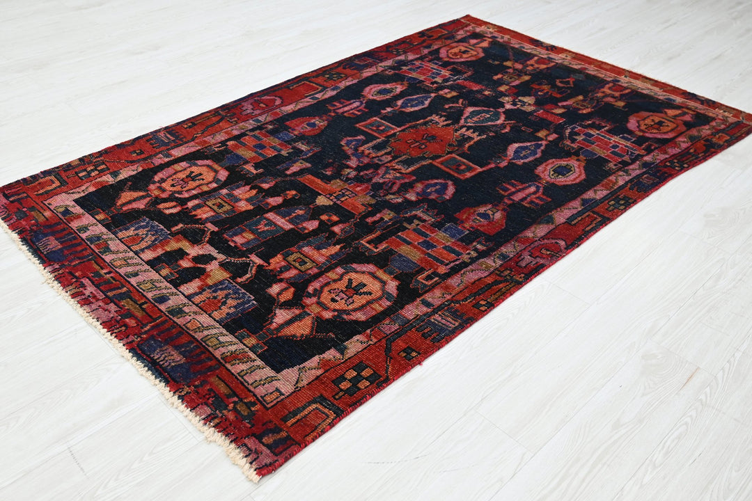 blue Medium rug 4' 3" x 7' 5"