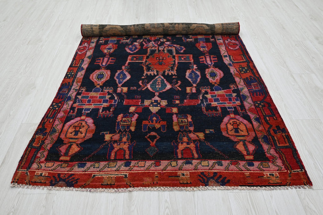 blue Medium rug 4' 3" x 7' 5"