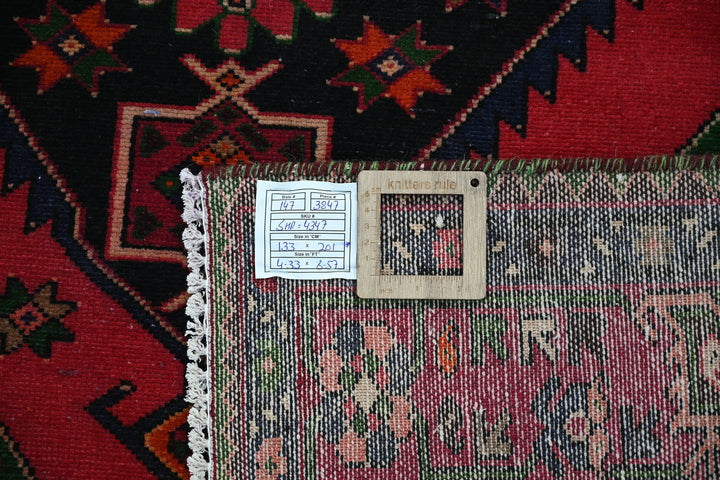 black Medium rug 4' 4" x 6' 7"