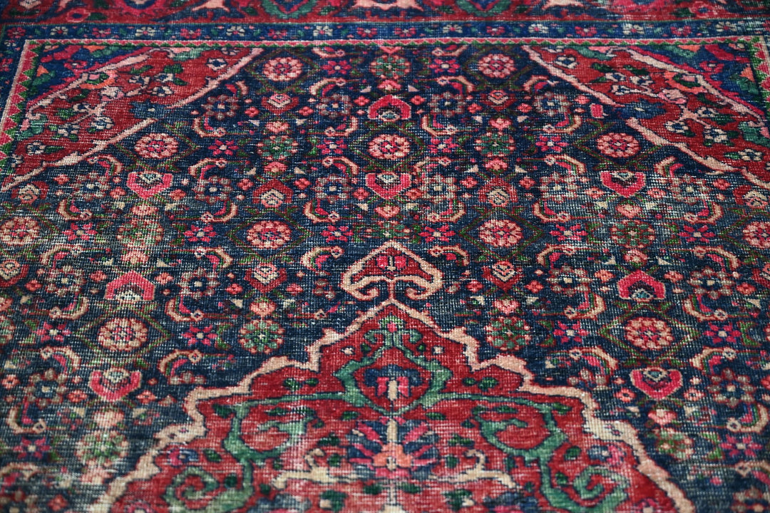blue Accent rug 4' 0" x 6' 4"