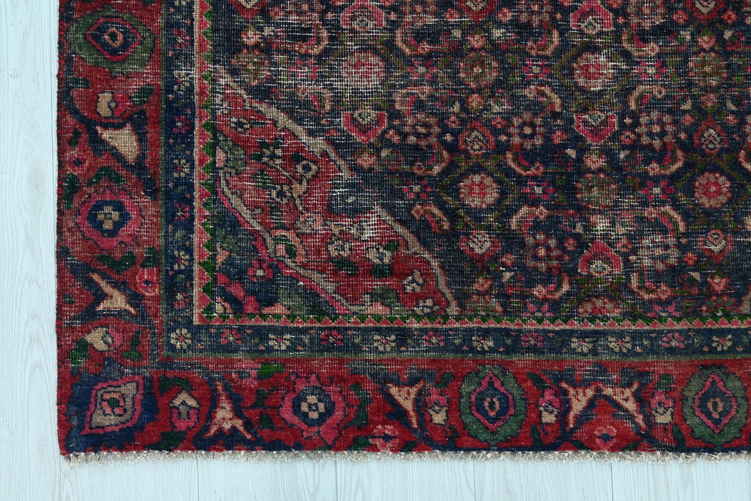 blue Accent rug 4' 0" x 6' 4"