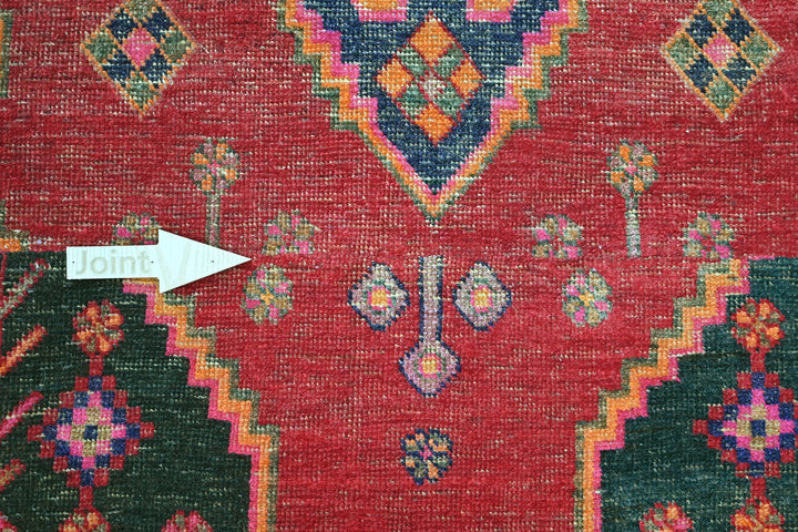red Medium rug 4' 3" x 7' 4"