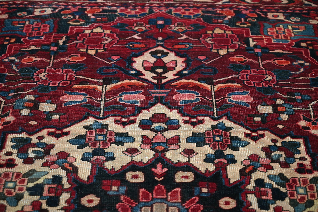 red Medium rug 5' 0" x 7' 1"