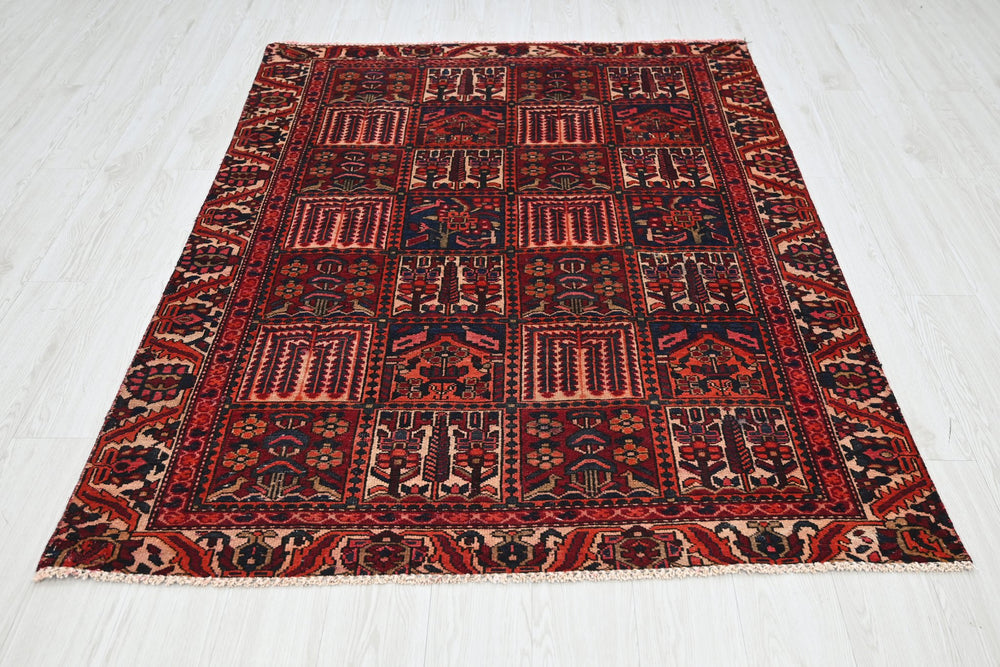 red Medium rug 4' 8" x 6' 4"