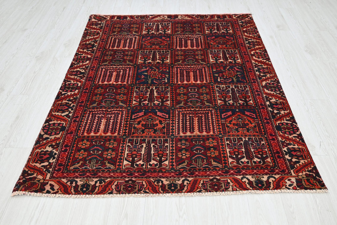 red Medium rug 4' 8" x 6' 4"