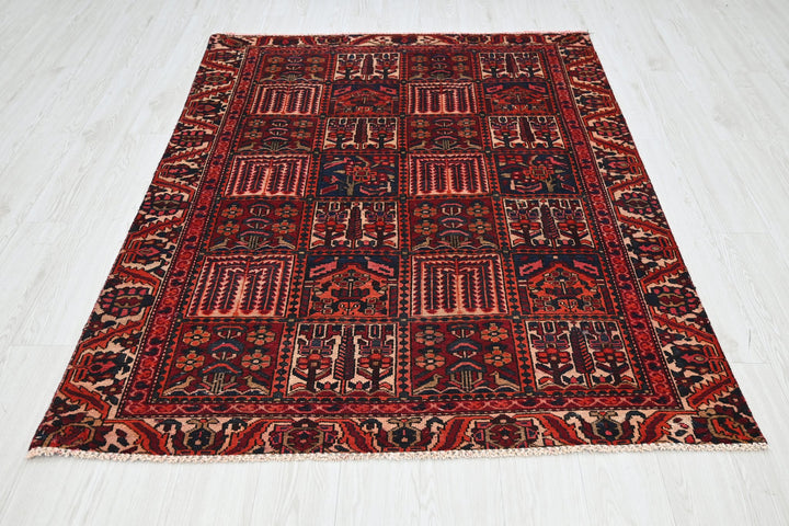 red Medium rug 4' 8" x 6' 4"