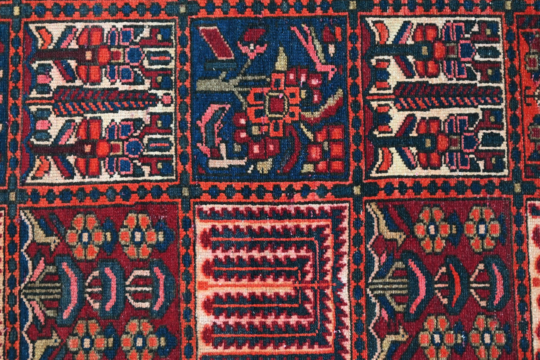 red Medium rug 4' 8" x 6' 4"