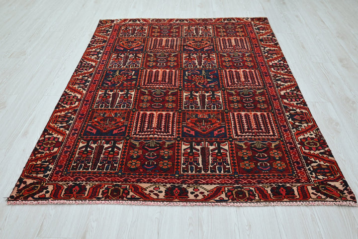 red Medium rug 4' 8" x 6' 4"