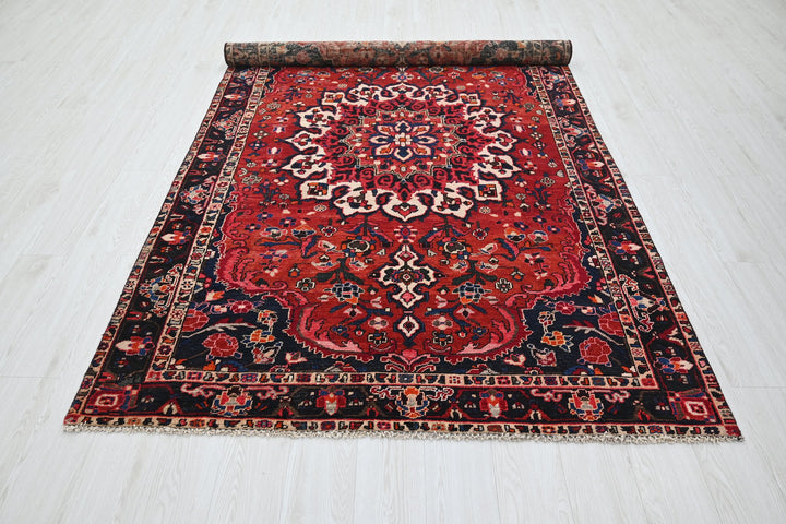 red Medium rug 5' 2" x 8' 6"