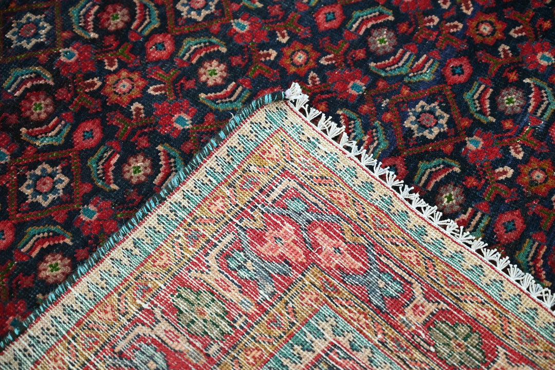 blue Medium rug 5' 0" x 6' 5"