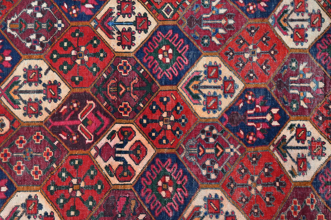 red Medium rug 5' 4" x 8' 10"