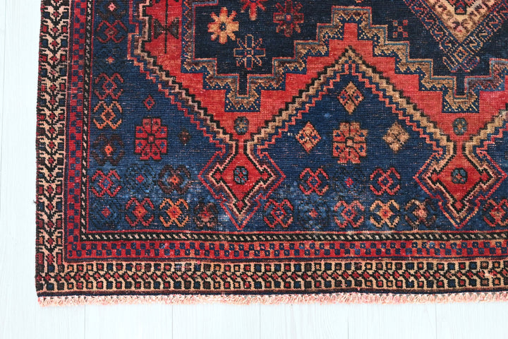 blue Medium rug 5' 0" x 6' 4"