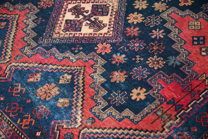 blue Medium rug 5' 0" x 6' 4"
