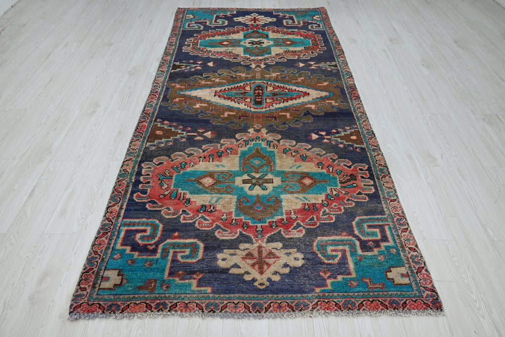 blue Medium rug 4' 2" x 9' 4"