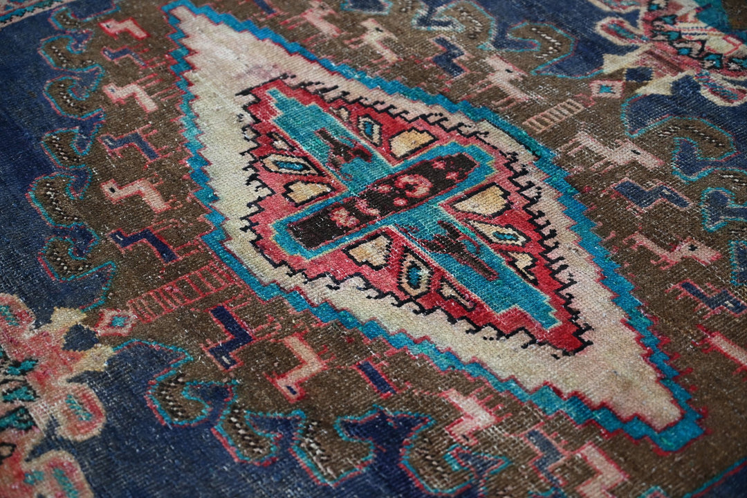 blue Medium rug 4' 2" x 9' 4"