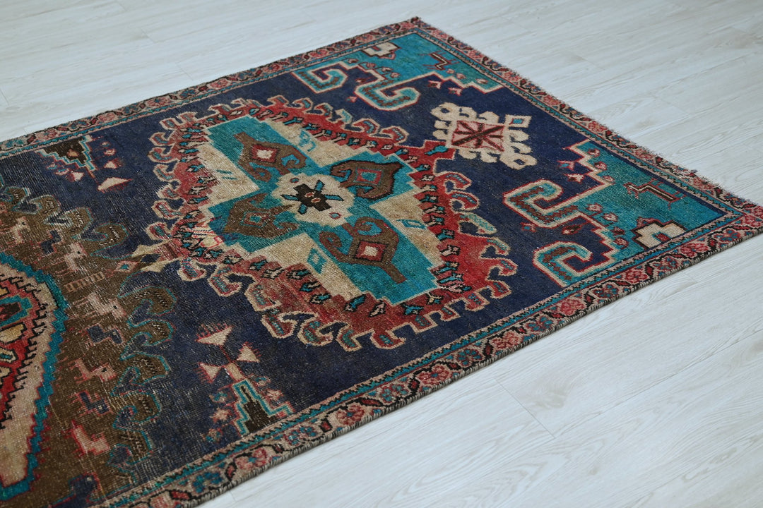 blue Medium rug 4' 2" x 9' 4"