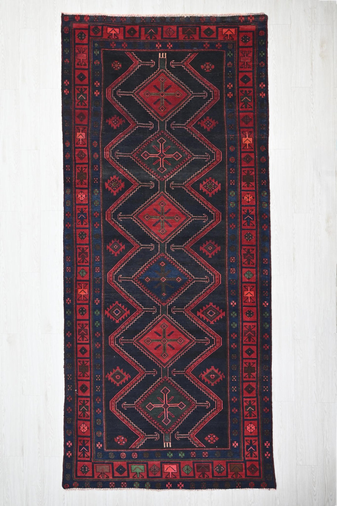 blue Large rug 4' 11" x 11' 4"